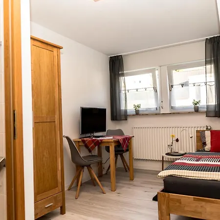 Otto Πανσιόν *